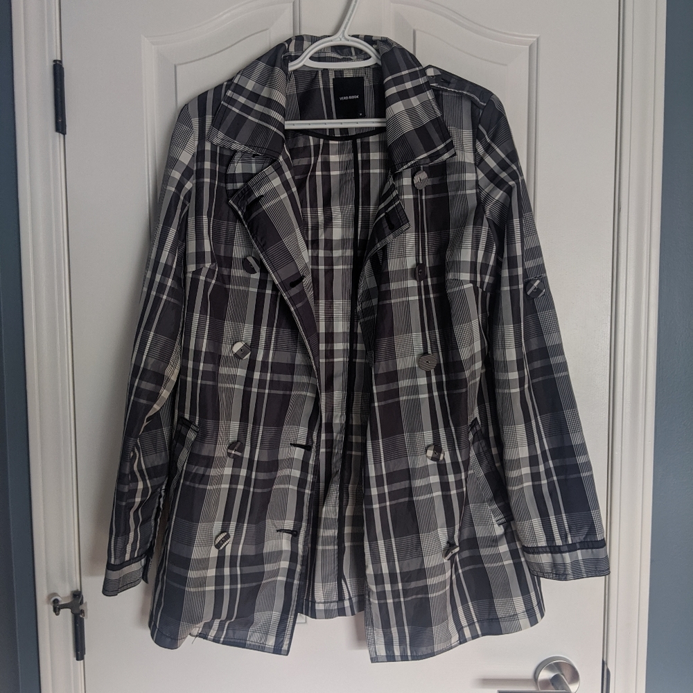 3/$30 Vero Moda Plaid Trenchcoat